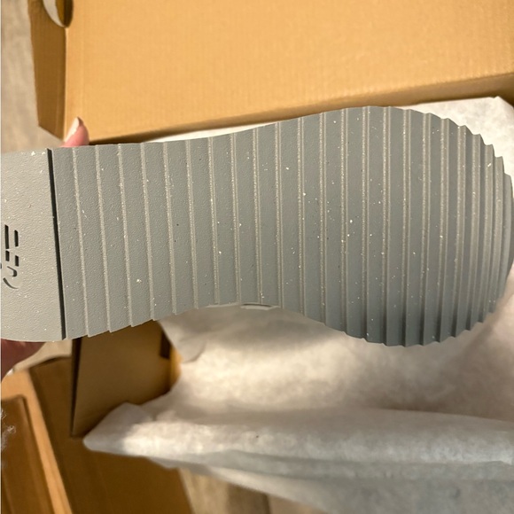 NEW BALANCE 574+ PLATFORM SNEAKER IN REFLECTION/R… - Picture 11 of 12